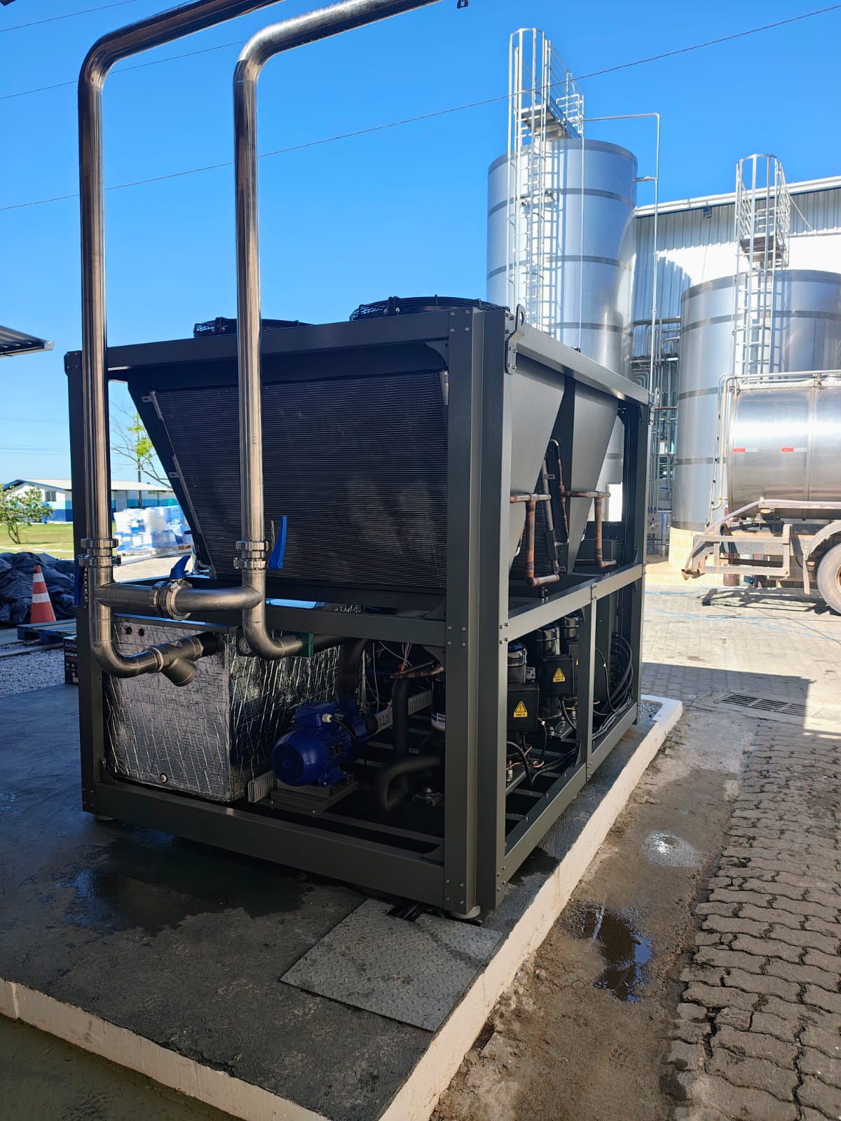 Chiller Smartkold em operação na indústria